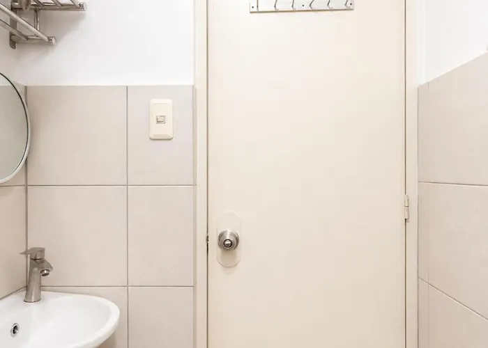 Japandi 2br House Near Up, Ateneo & Maginhawa * Manila