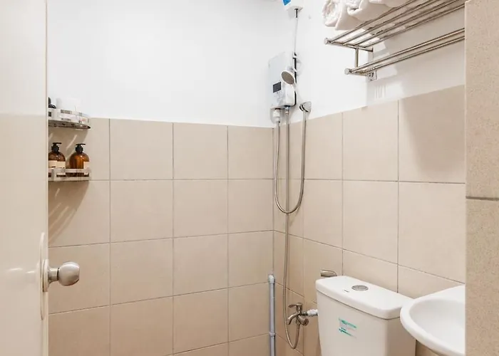 Japandi 2br House Near Up, Ateneo & Maginhawa * Manila