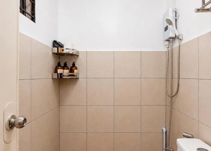 Japandi 2br House Near Up, Ateneo & Maginhawa * Manila